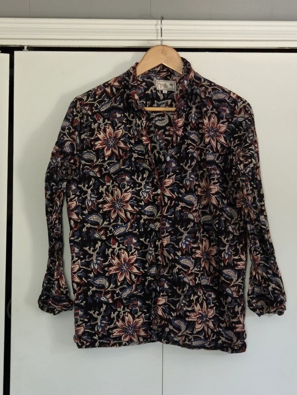 Mille Resort Printed Button-Down Shirt in Navy with Pink Floral Print